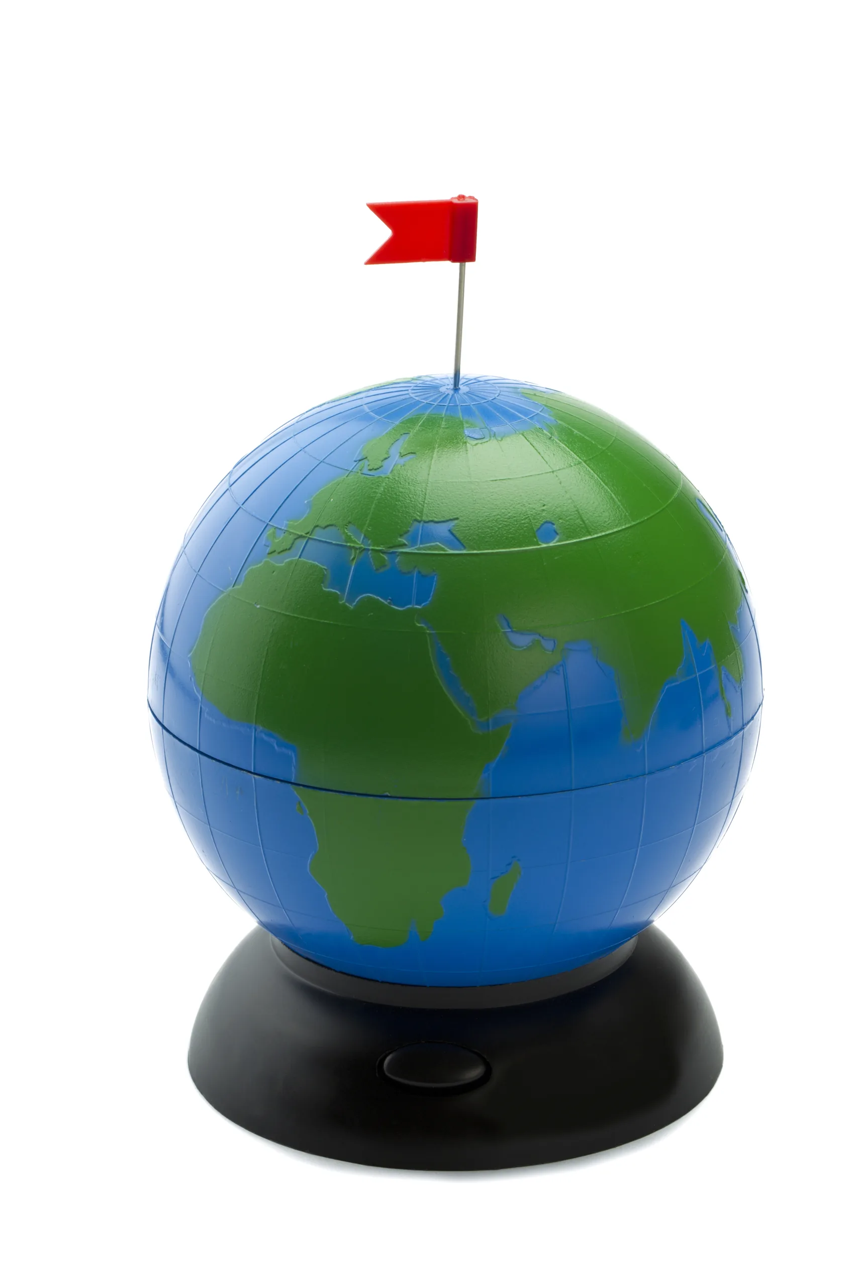 Épinglette de drapeau rouge en haut du globe sur fond blanc